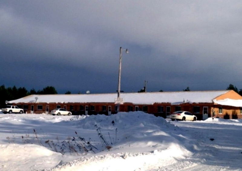 Undetermined Motel (Countryside Apartments) - Now Apartments (newer photo)